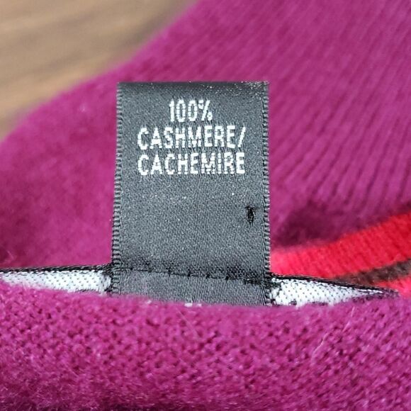 Club Monaco Mens 100% Cashmere Plum V-Neck Sweater Large So Soft! - Picture 11 of 11